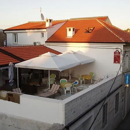 In With Terrace, Air Conditioning, Wifi, Washing Machine 4237-6 Vendégház